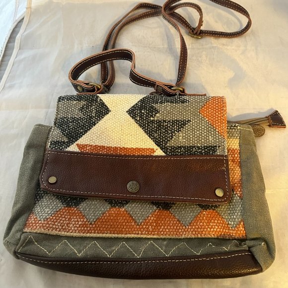 MYRA BAGS  Cross-Body Bag, Woven Fabric, Leather, Canvas  NEW Without Tags - Picture 1 of 3
